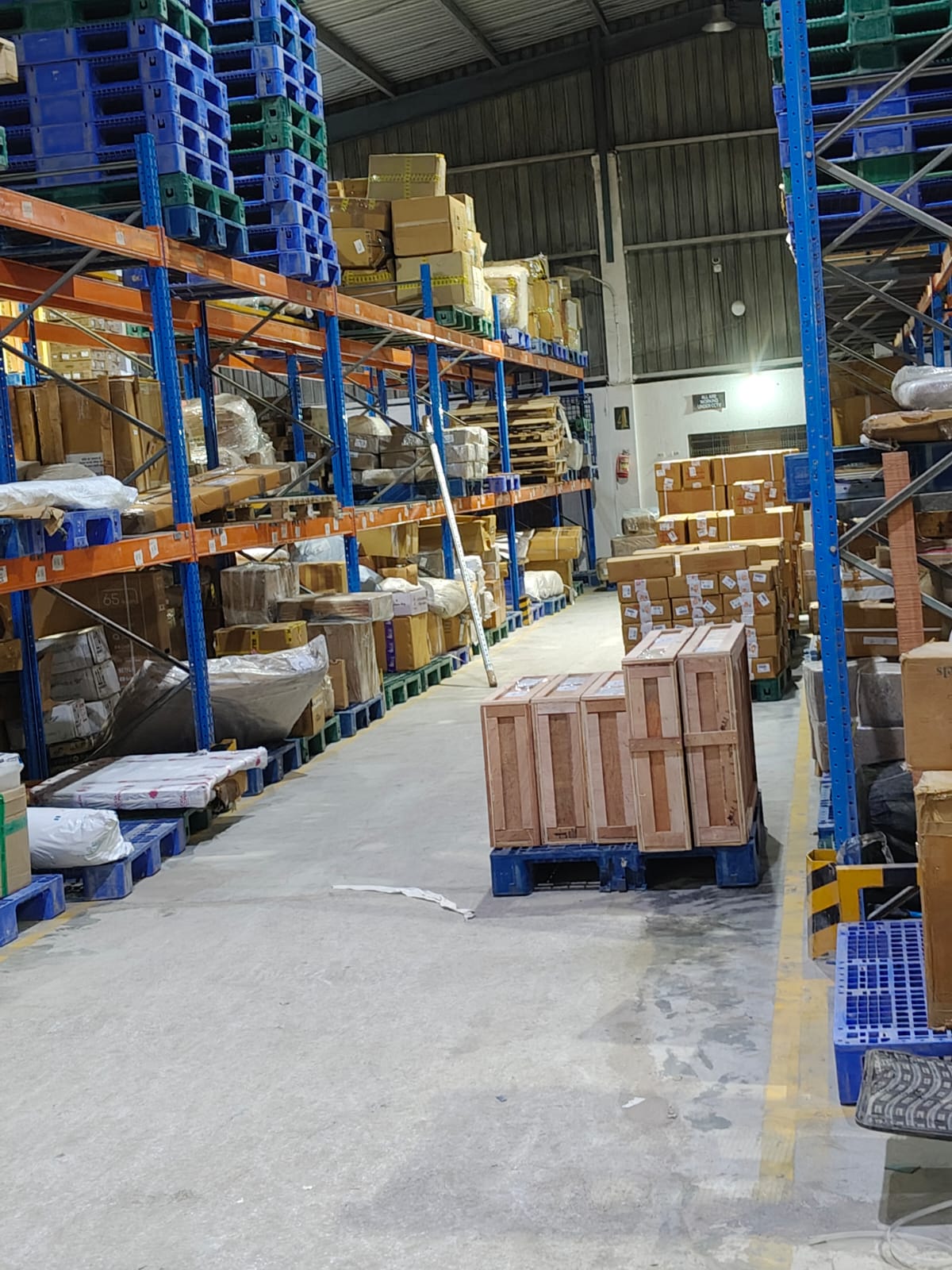 Courier Service